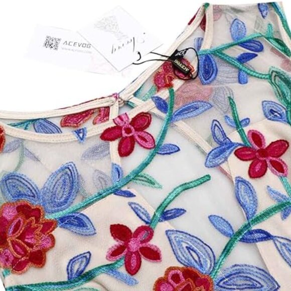 Floral Embroidered Lace Dress (Size S) - Picture 10 of 12